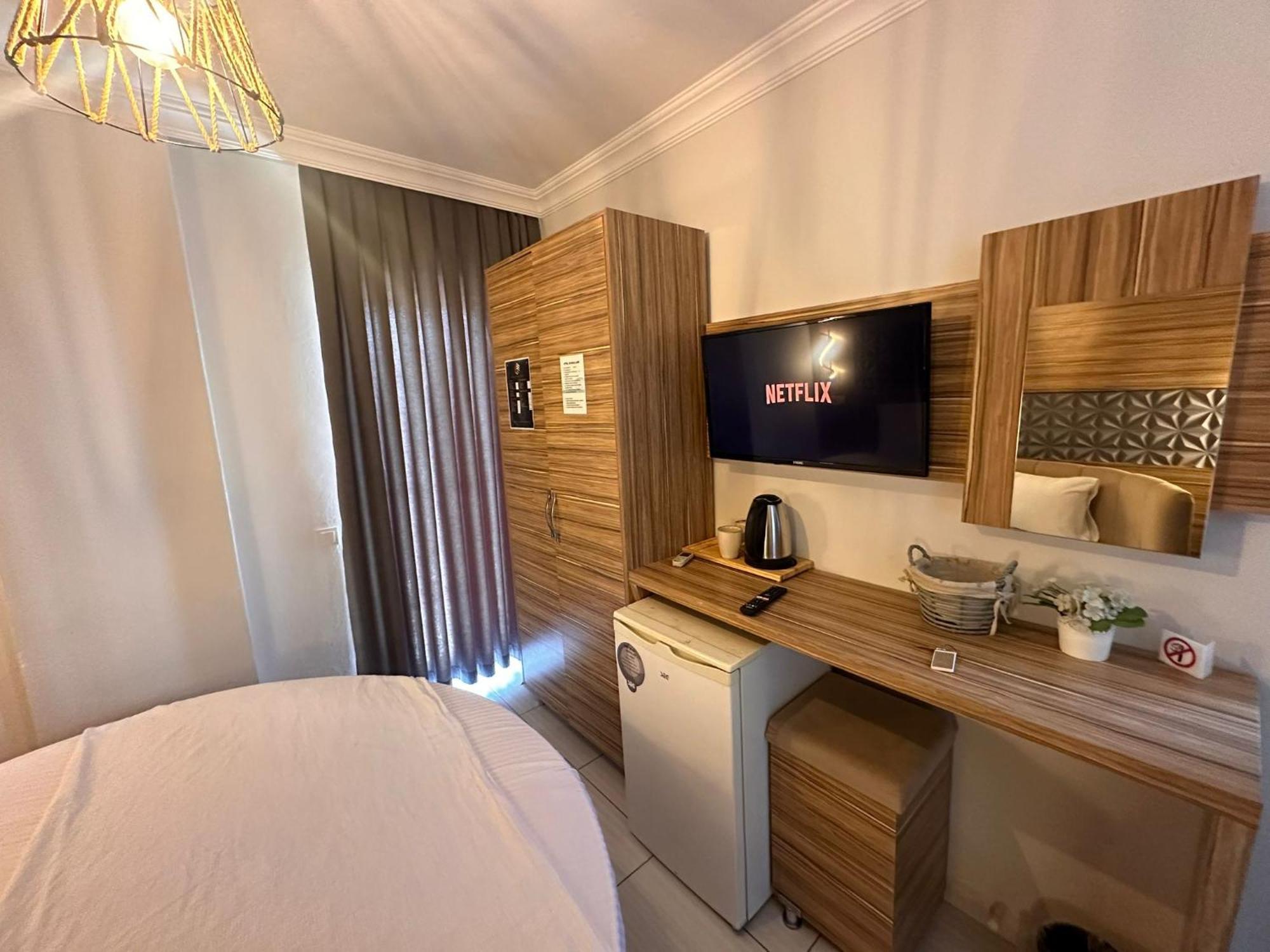 Royal Ezel Hotel อันตัลยา ภายนอก รูปภาพ