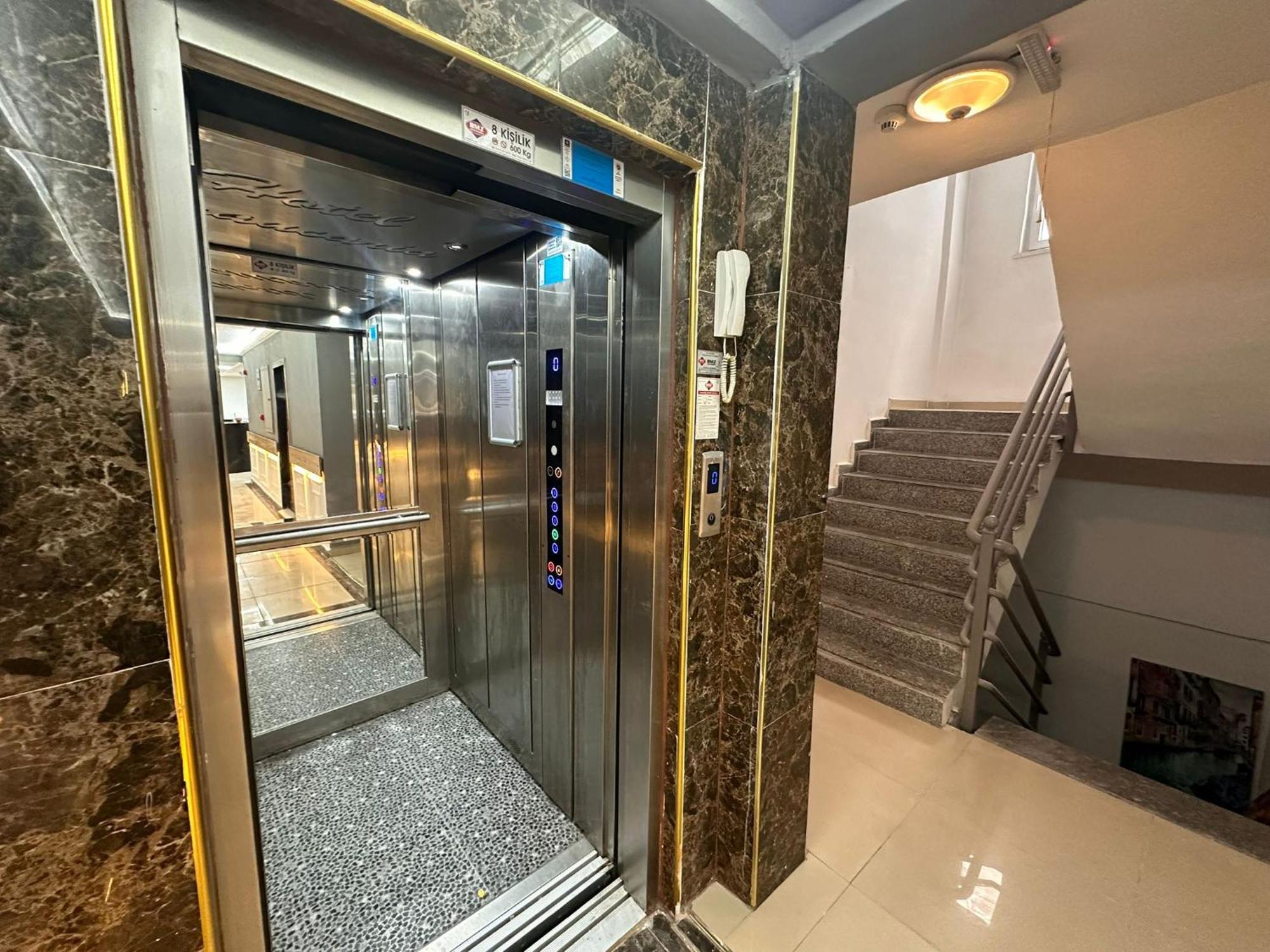 Royal Ezel Hotel อันตัลยา ภายนอก รูปภาพ