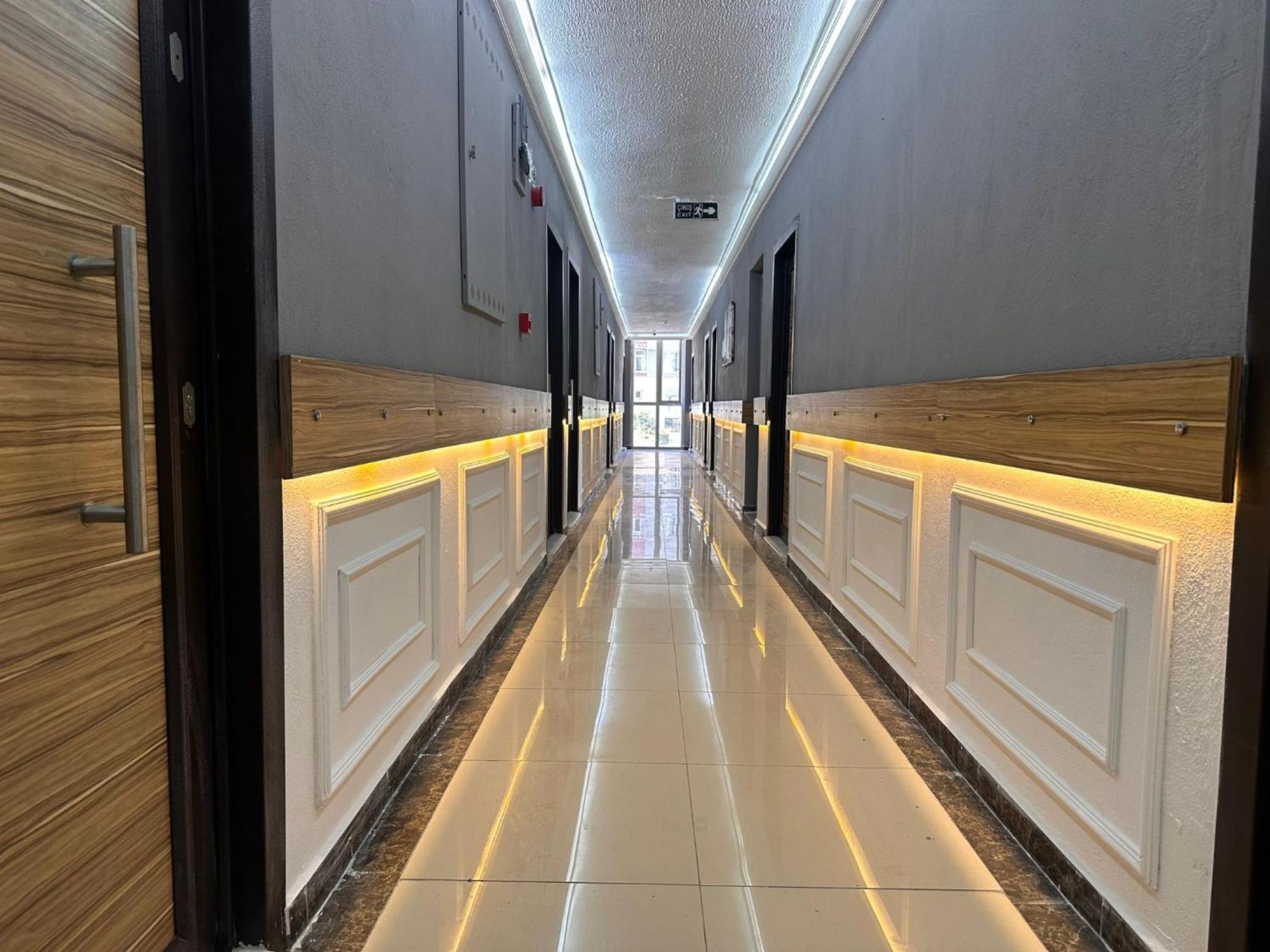 Royal Ezel Hotel อันตัลยา ภายนอก รูปภาพ